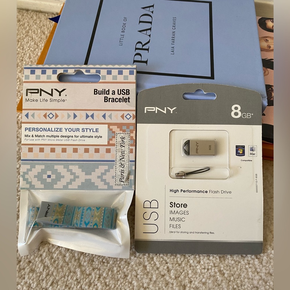 PNG Build a USB bracelet and USB- Both NEW